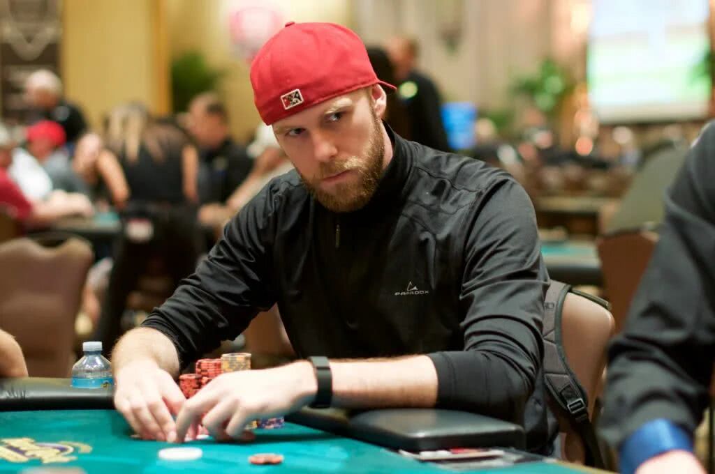 熬夜扑克议题备受关注！健康作息与百万奖金如何兼得？